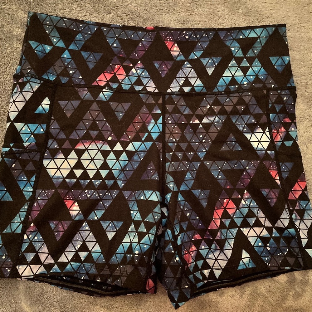 CVG XL 5 inch shorts